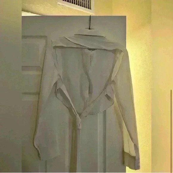 Backless Tie Button Up Blouse - Picture 3 of 4